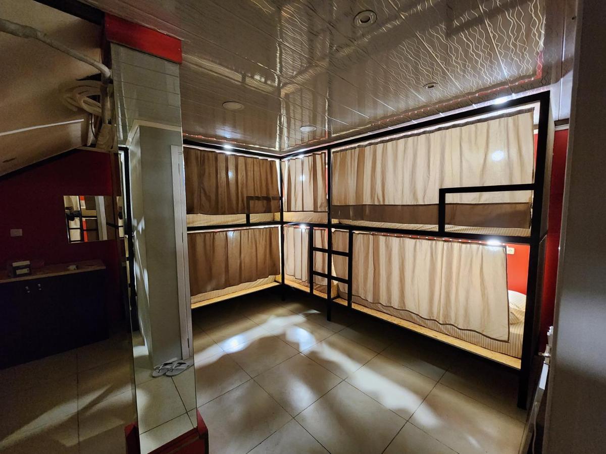 Gala Hostel Тбилиси Экстерьер фото