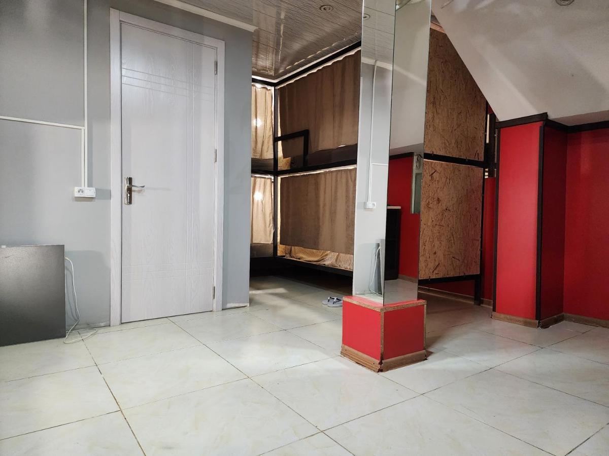 Gala Hostel Тбилиси Экстерьер фото