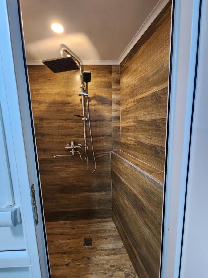Gala Hostel Тбилиси Экстерьер фото