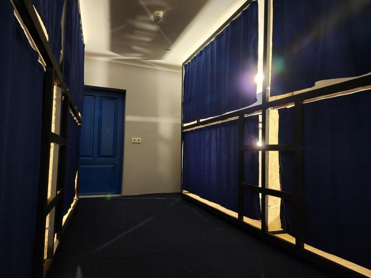 Gala Hostel Тбилиси Экстерьер фото